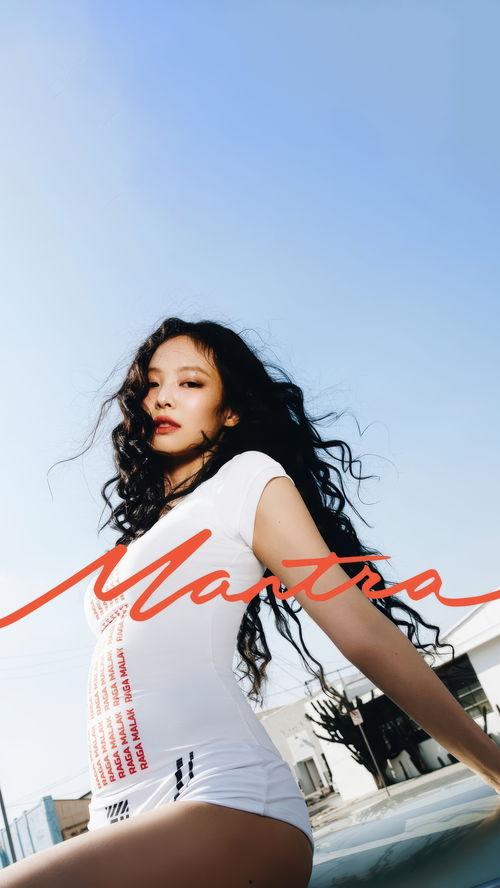 金珍妮最新爆料图片大全,时尚大片惊艳亮相，魅力四溢！”